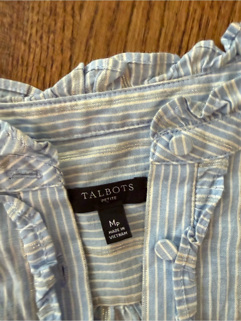 Talbots FOREST STRIPE RUFFLE POPOVER Light Blue Striped Ruffle Top MP medium - Picture 4 of 6